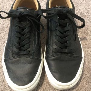 Black Leather Old Skool Vans Mens 6/Womens 7.5
